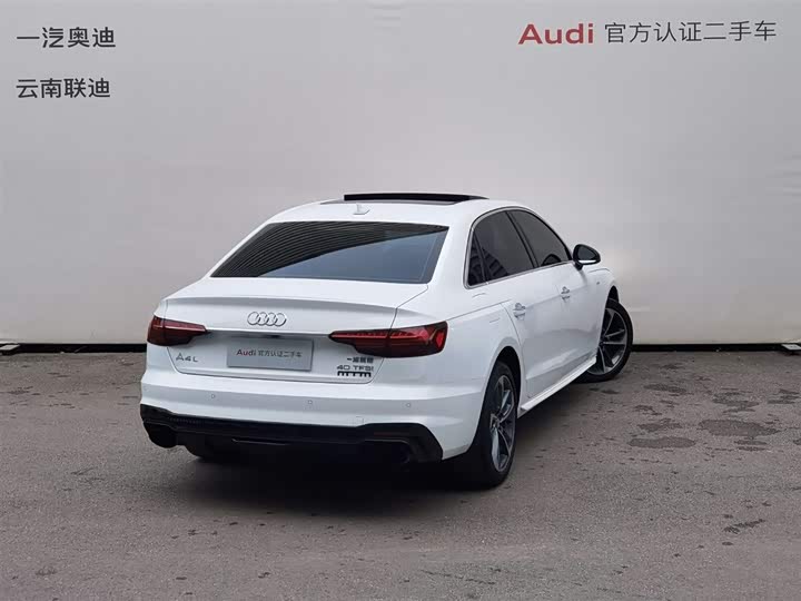 Фото 4 - Audi A4L