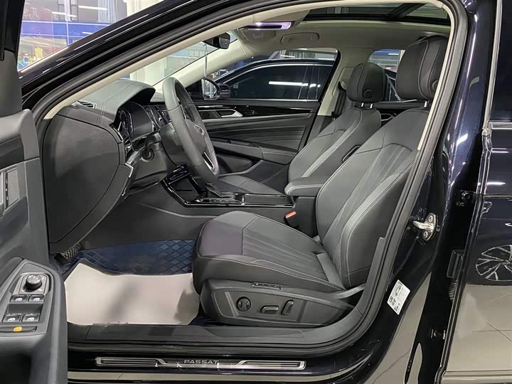 Фото 8 - Volkswagen Passat