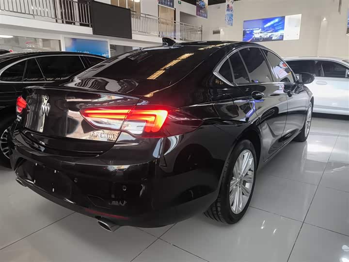 Фото 7 - Buick Regal