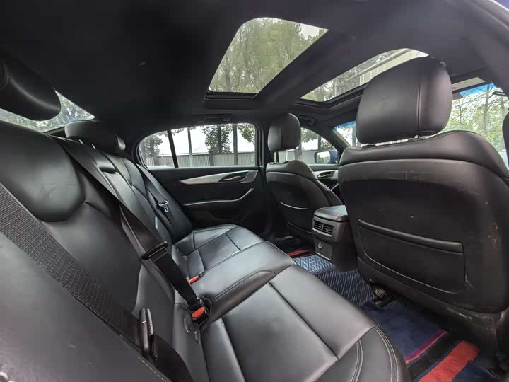 Фото 6 - Cadillac CT5