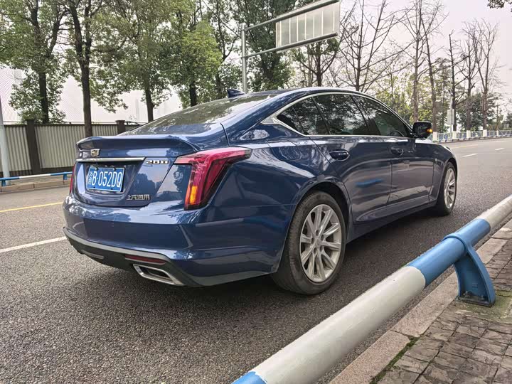 Фото 9 - Cadillac CT5