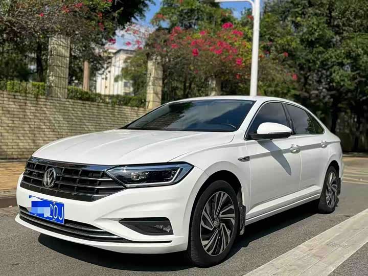 Фото 9 - Volkswagen Sagitar L