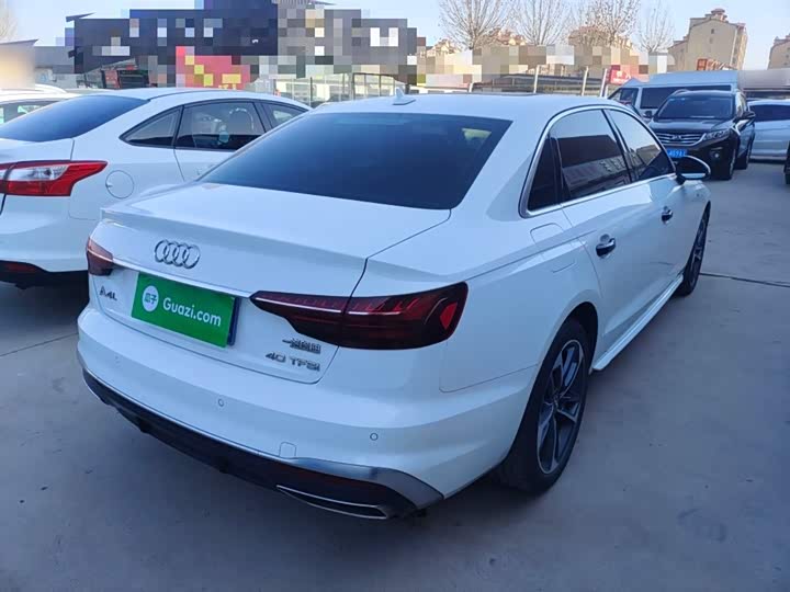 Фото 7 - Audi A4L