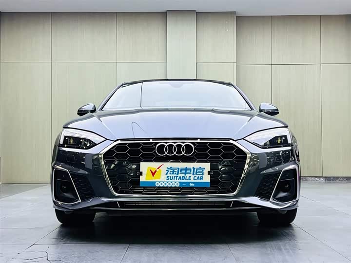 Фото 2 - Audi A5