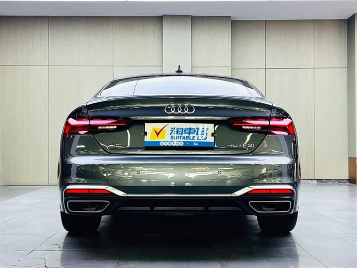 Фото 5 - Audi A5