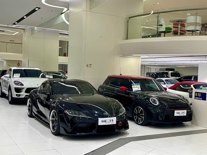 Фото 9 - Toyota Supra