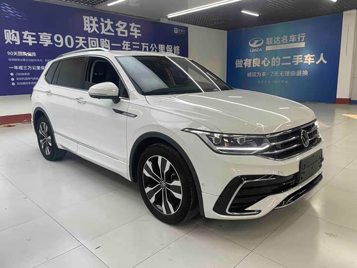 Фото 7 - Volkswagen Tiguan L Pro