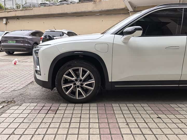 Фото 5 - Nio ES8