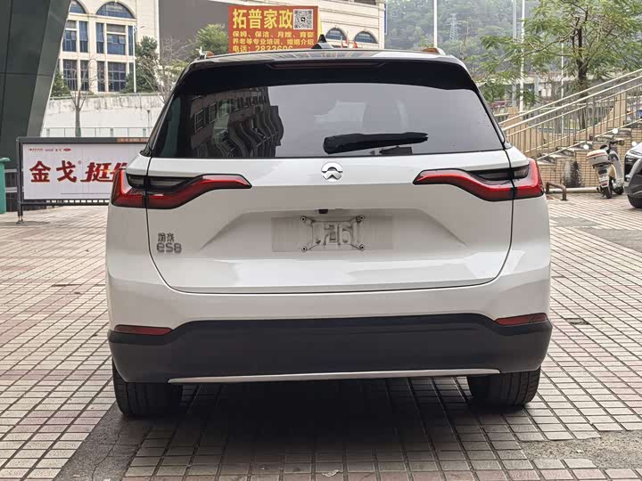 Фото 7 - Nio ES8