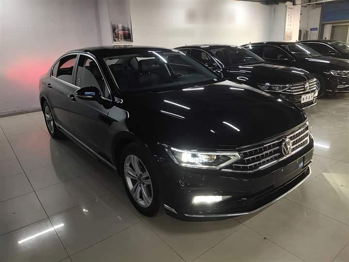 Фото 4 - Volkswagen Magotan