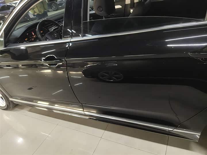 Фото 5 - Volkswagen Magotan