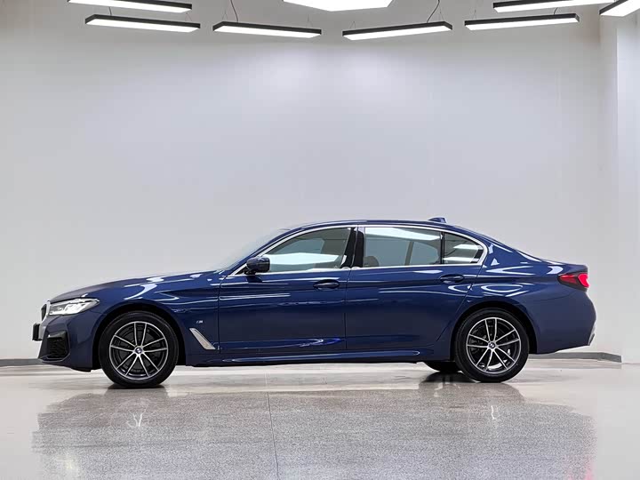 Фото 4 - BMW 5 Series