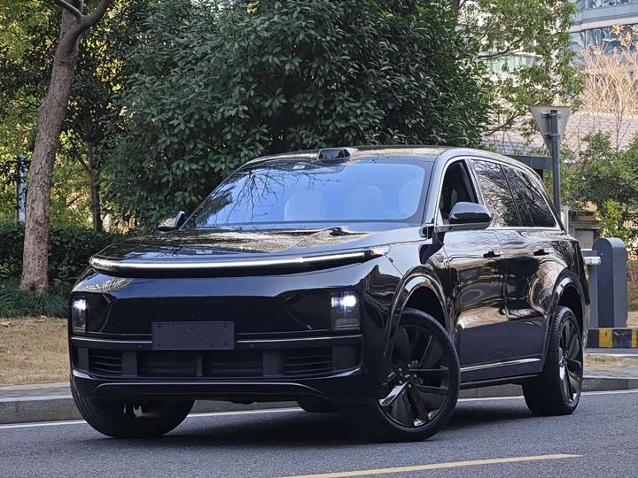 Фото 1 - LiXiang L9