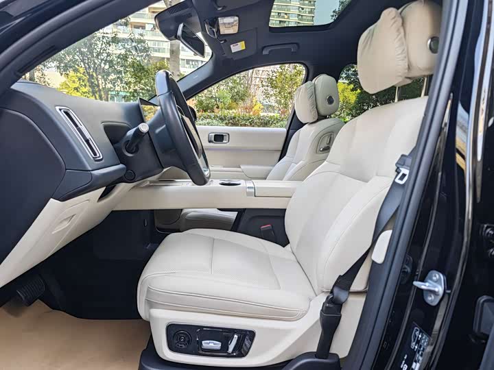 Фото 7 - LiXiang L9