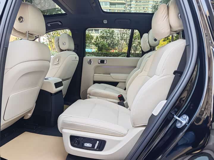 Фото 8 - LiXiang L9