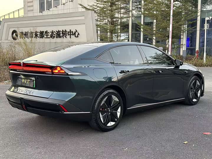 Фото 7 - Changan Deepal SL03