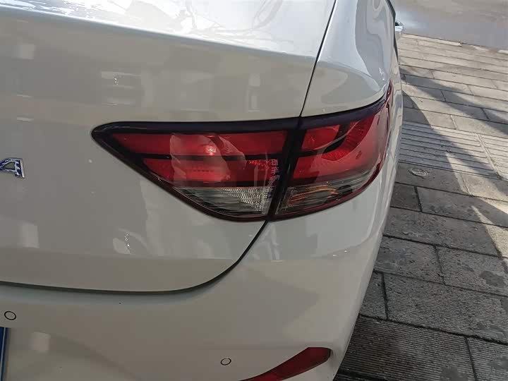 Фото 8 - Hyundai Celesta