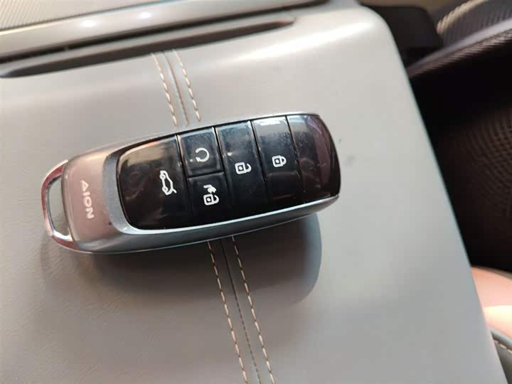 Фото 9 - GAC Aion Y