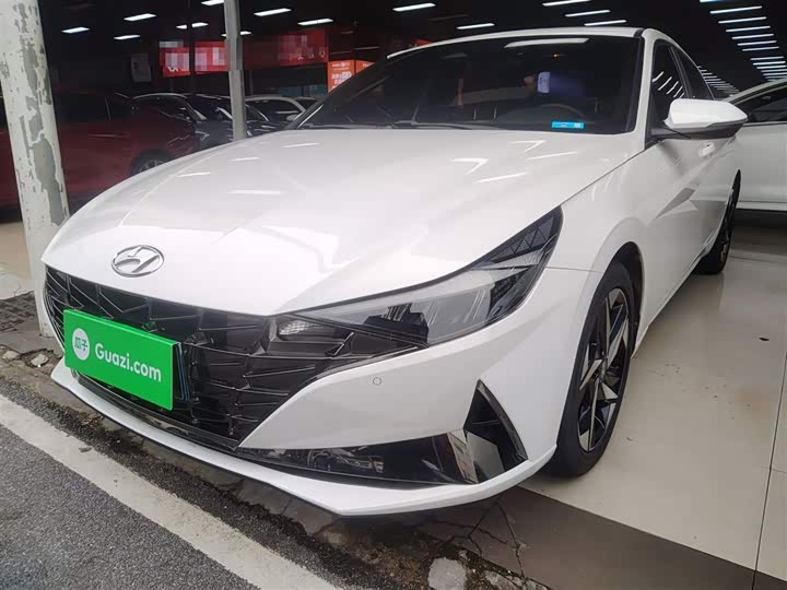 Фото 2 - Hyundai Elantra N line