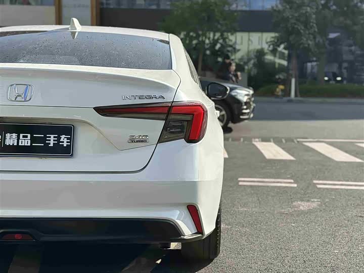 Фото 8 - Honda Integra