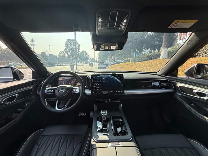 Фото 7 - GAC Trumpchi GS8