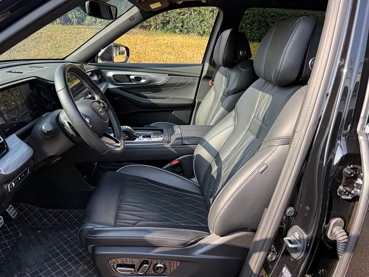 Фото 8 - GAC Trumpchi GS8