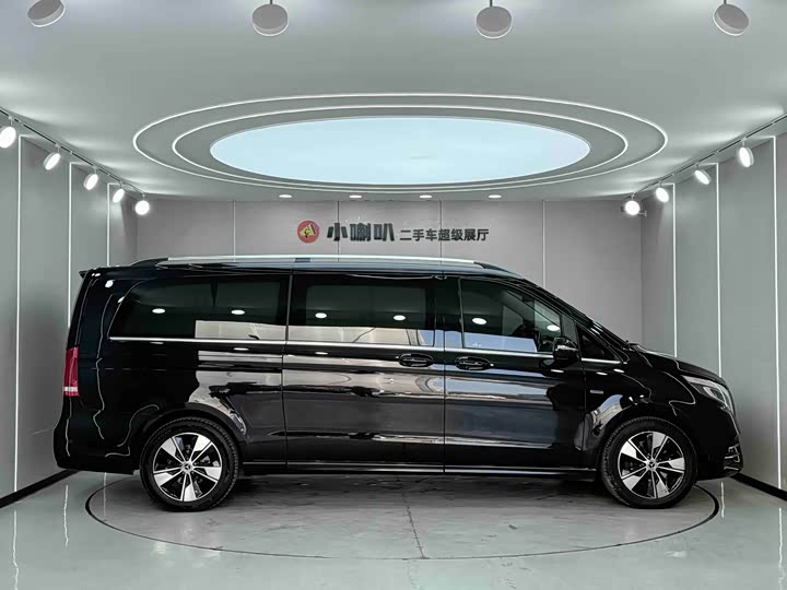 Фото 4 - Mercedes-Benz V-Class