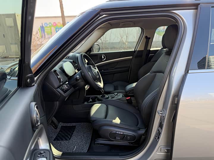 Фото 9 - Mini Countryman