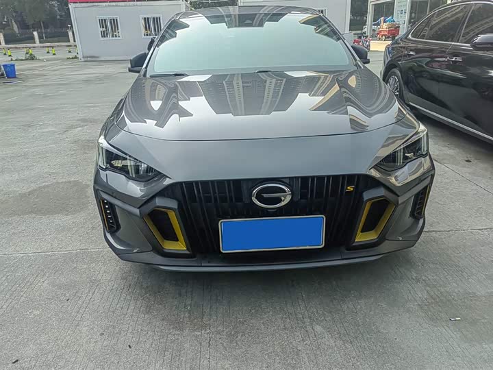 Фото 2 - GAC Trumpchi Empow R