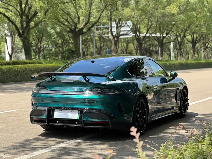 Фото 9 - Xiaomi SU7 Ultra