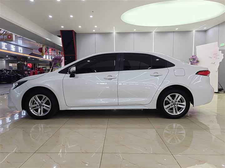 Фото 5 - Toyota Levin