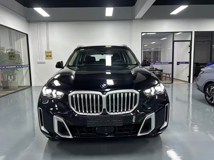Фото 2 - BMW X5