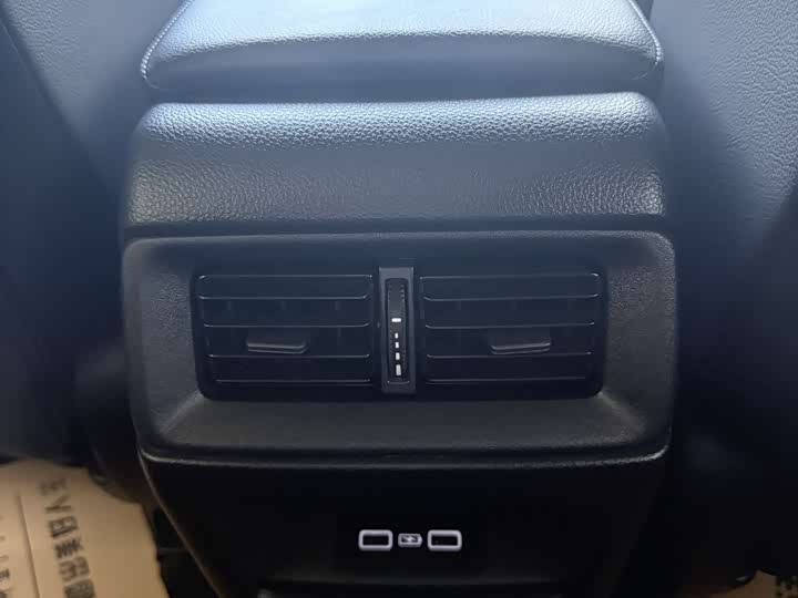 Фото 8 - Honda CR-V