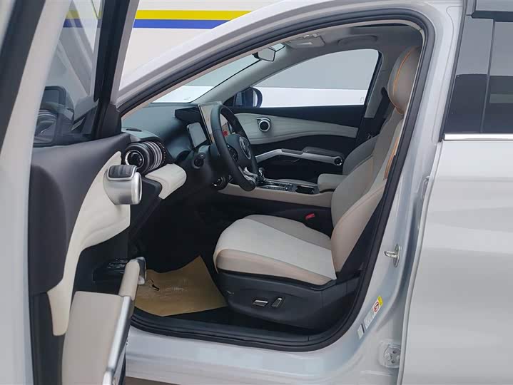 Фото 9 - BYD Yuan Plus