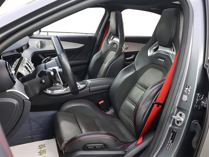 Фото 9 - Mercedes-Benz E-Class AMG