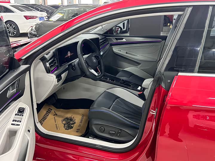 Фото 9 - Volkswagen Lamando L