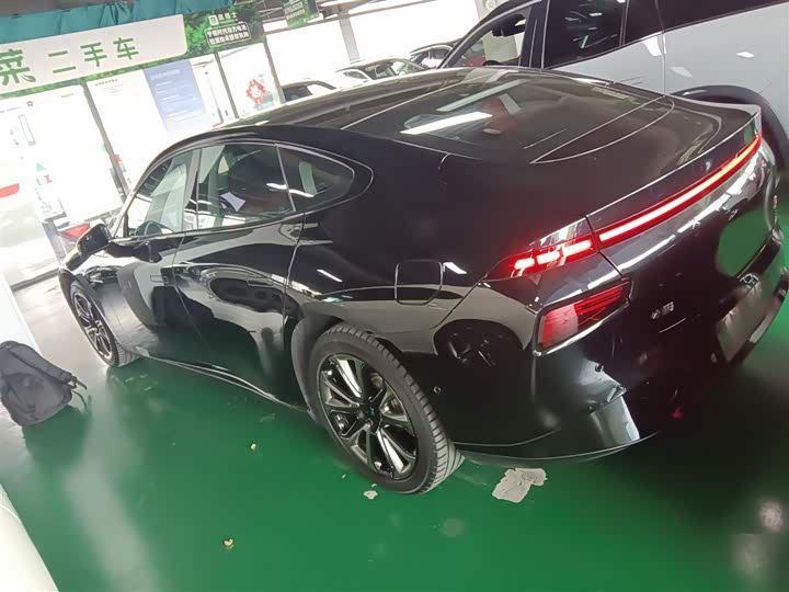 Фото 5 - XPeng P7