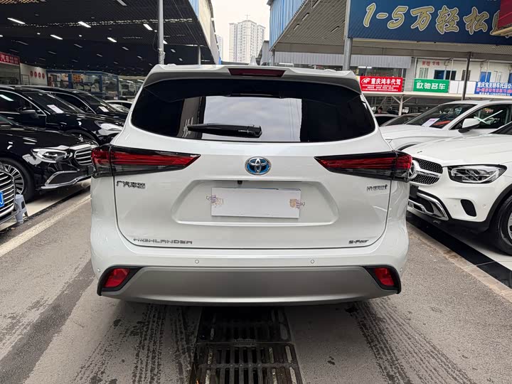 Фото 5 - Toyota Highlander