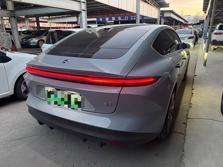 Фото 2 - Nio ET5