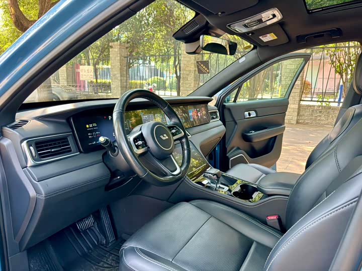 Фото 4 - LiXiang One