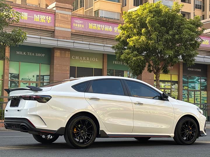 Фото 4 - Geely Binrui