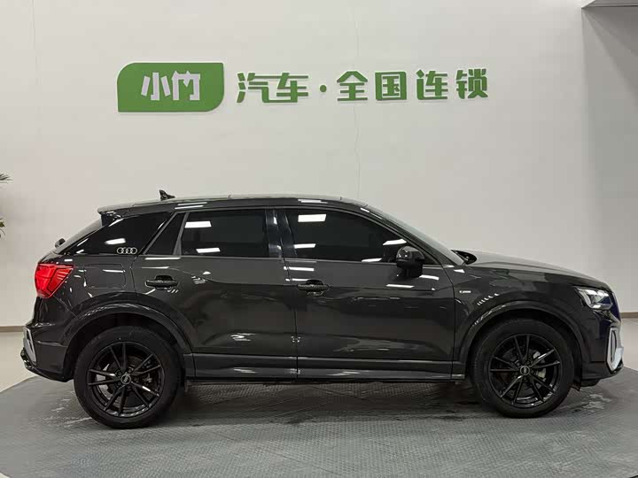 Фото 5 - Audi Q2L