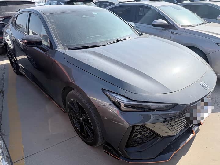 Фото 3 - Changan UNI-V