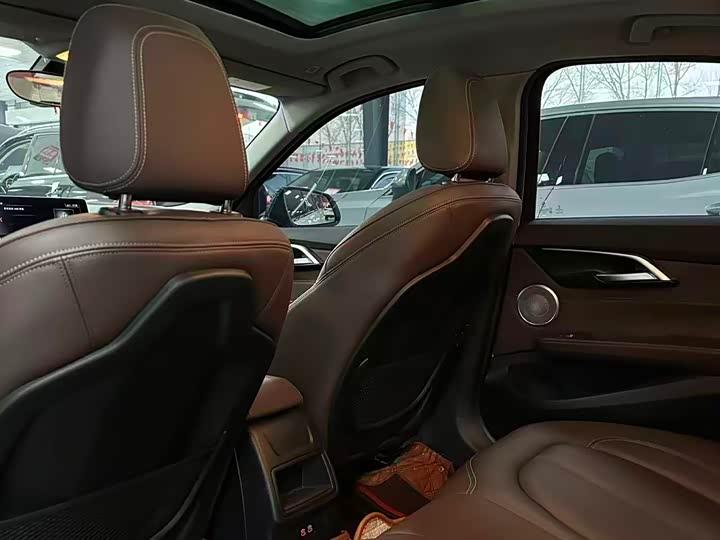 Фото 9 - BMW 1 Series