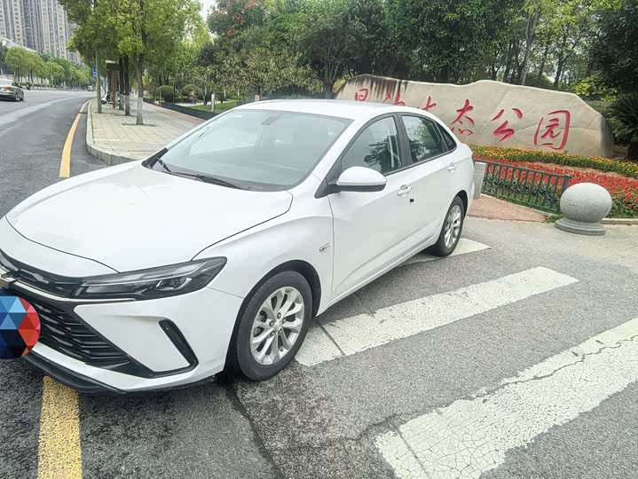 Фото 1 - Chevrolet Monza