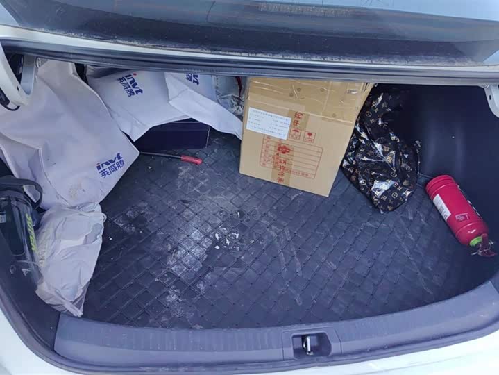 Фото 4 - Toyota Corolla