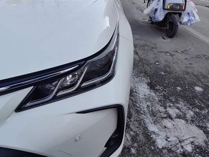 Фото 5 - Toyota Corolla