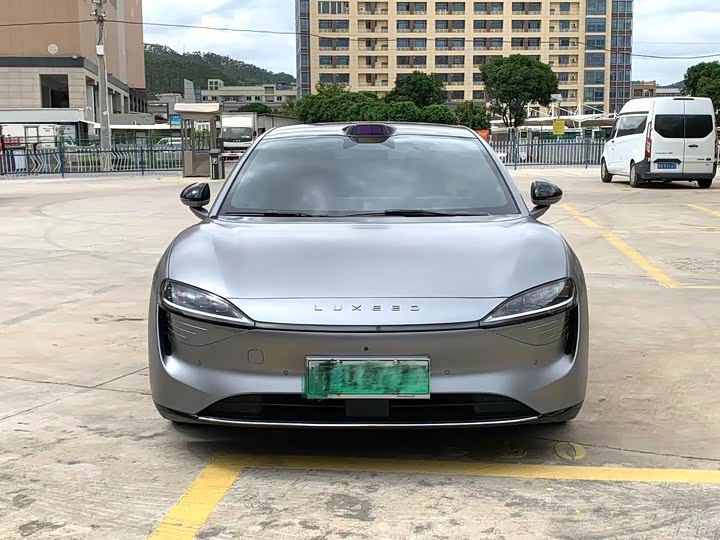 Фото 1 - Luxeed S7