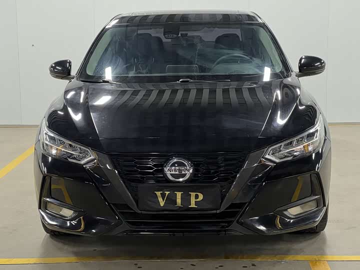 Фото 2 - Nissan Sylphy