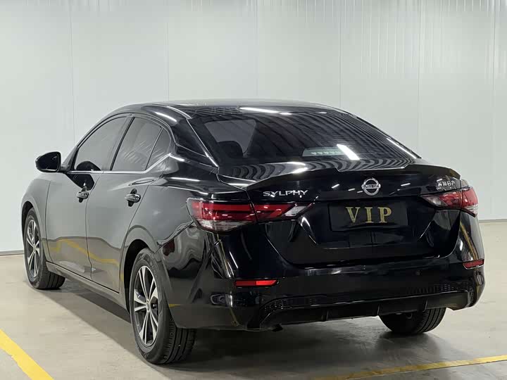 Фото 6 - Nissan Sylphy